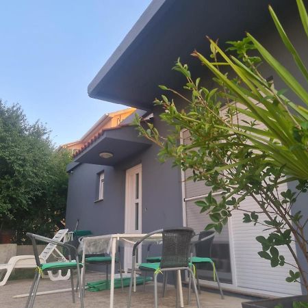 Apartman Julka Sukošan Exterior foto